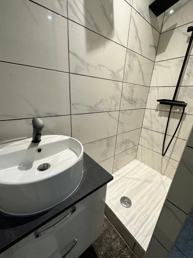 Appartement Mignon Ливри-Гаргон Екстериор снимка